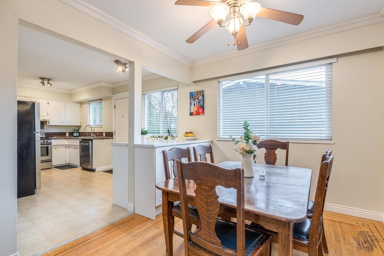 2075 Austin Avenue - Central Coquitlam Single Family Residence for Sale, 5 Bedrooms (R3062101)# - 7