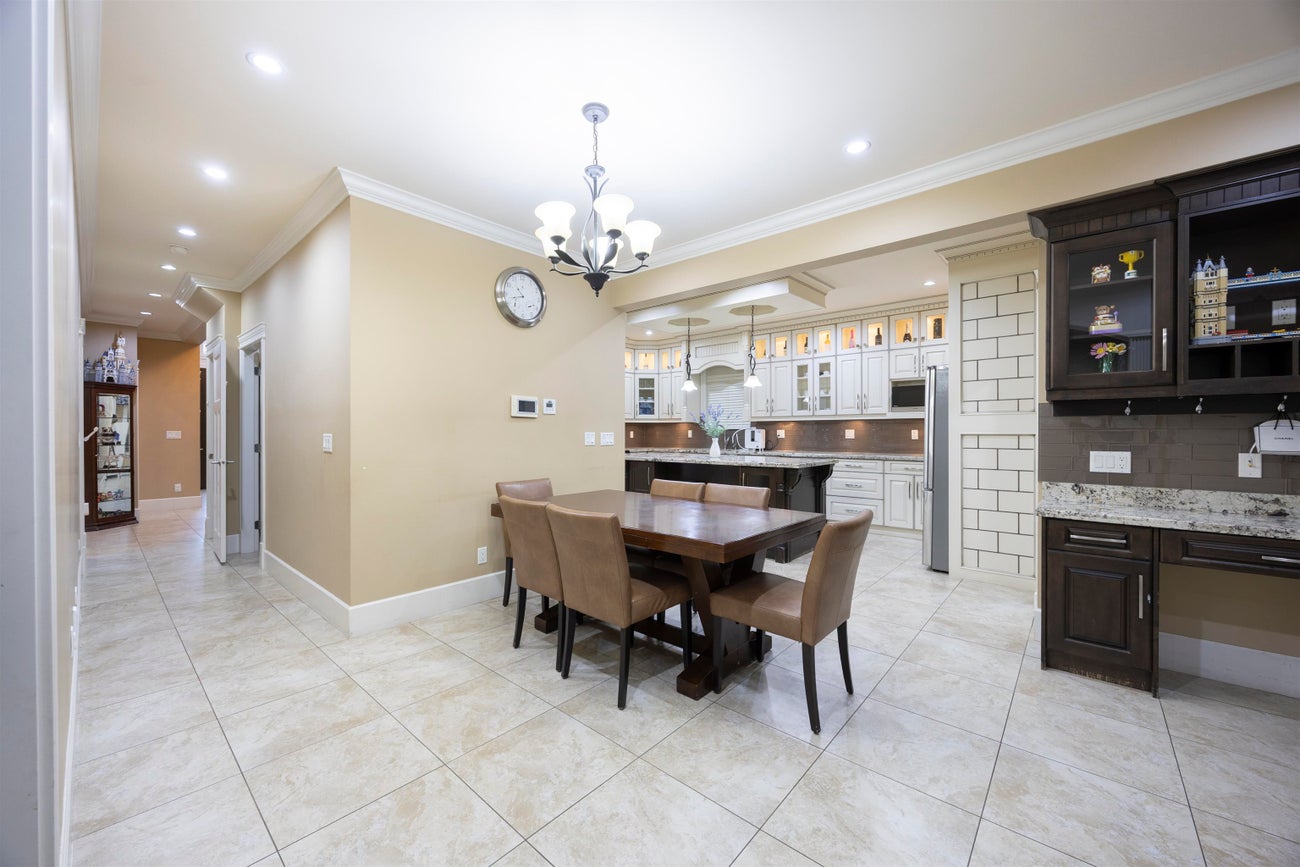 913 Quadling Avenue - Maillardville Single Family Residence for Sale, 9 Bedrooms (R3062148)# - 10