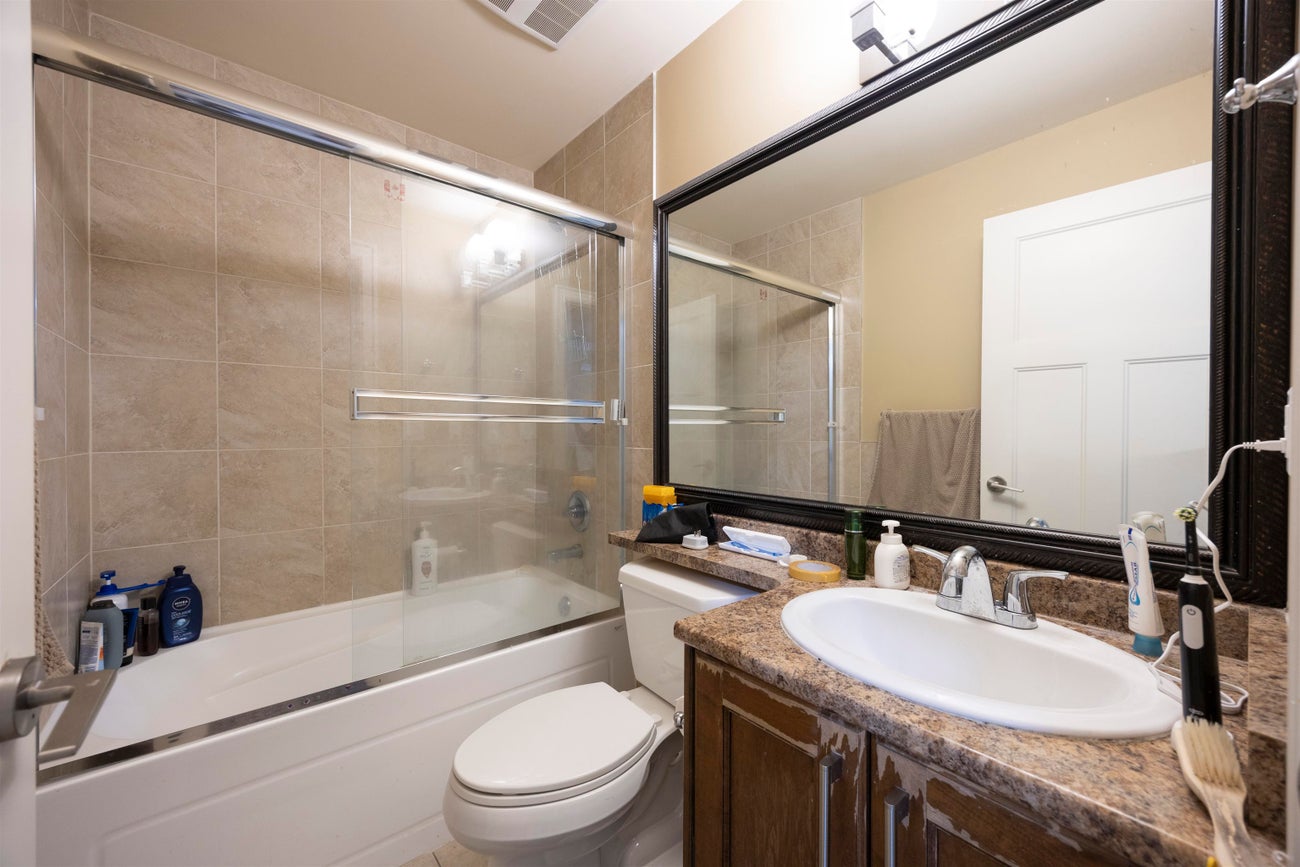 913 Quadling Avenue - Maillardville Single Family Residence for Sale, 9 Bedrooms (R3062148)# - 29