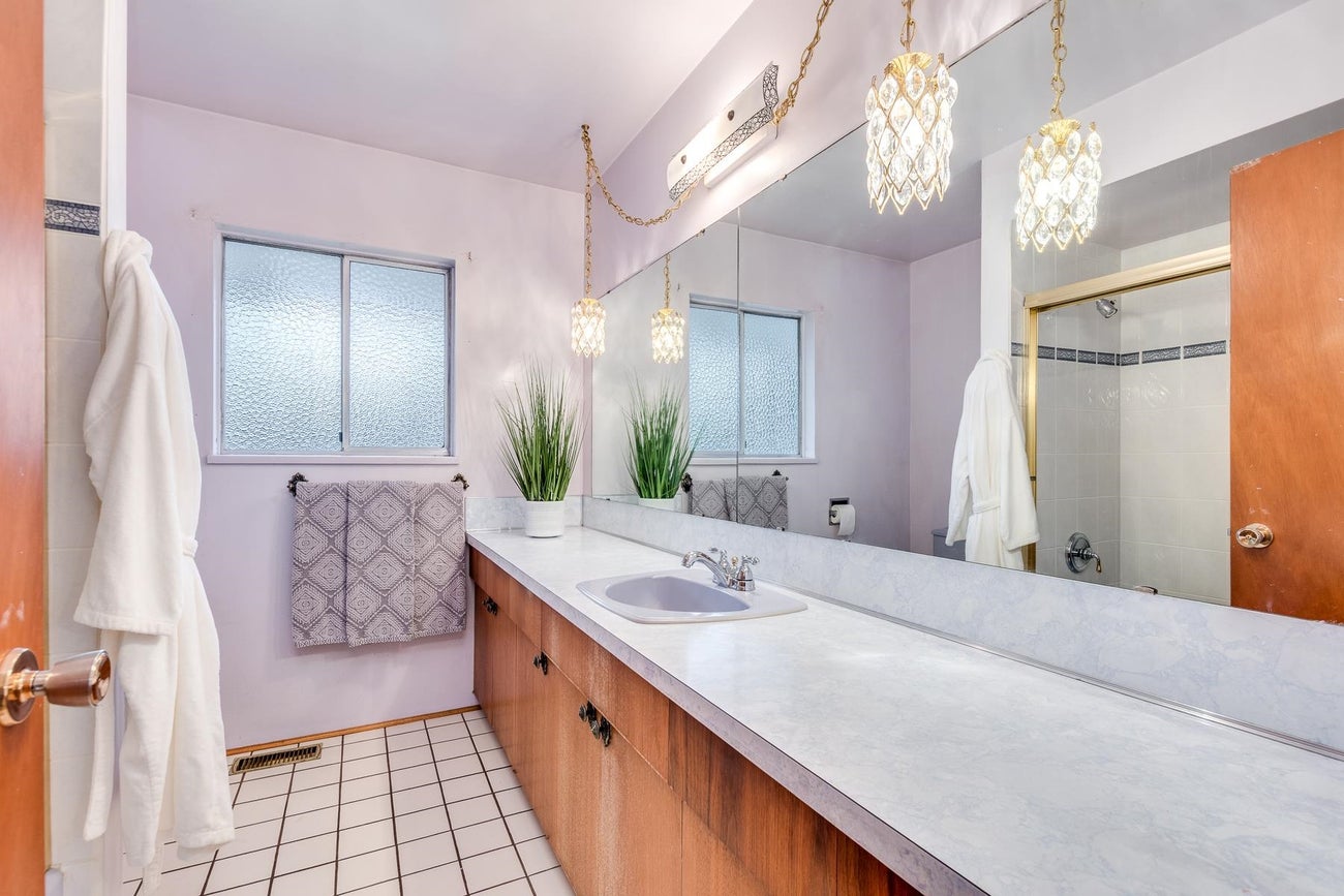 1250 Delta Avenue - Brentwood Park Single Family Residence for Sale, 4 Bedrooms (R3063005)# - 17