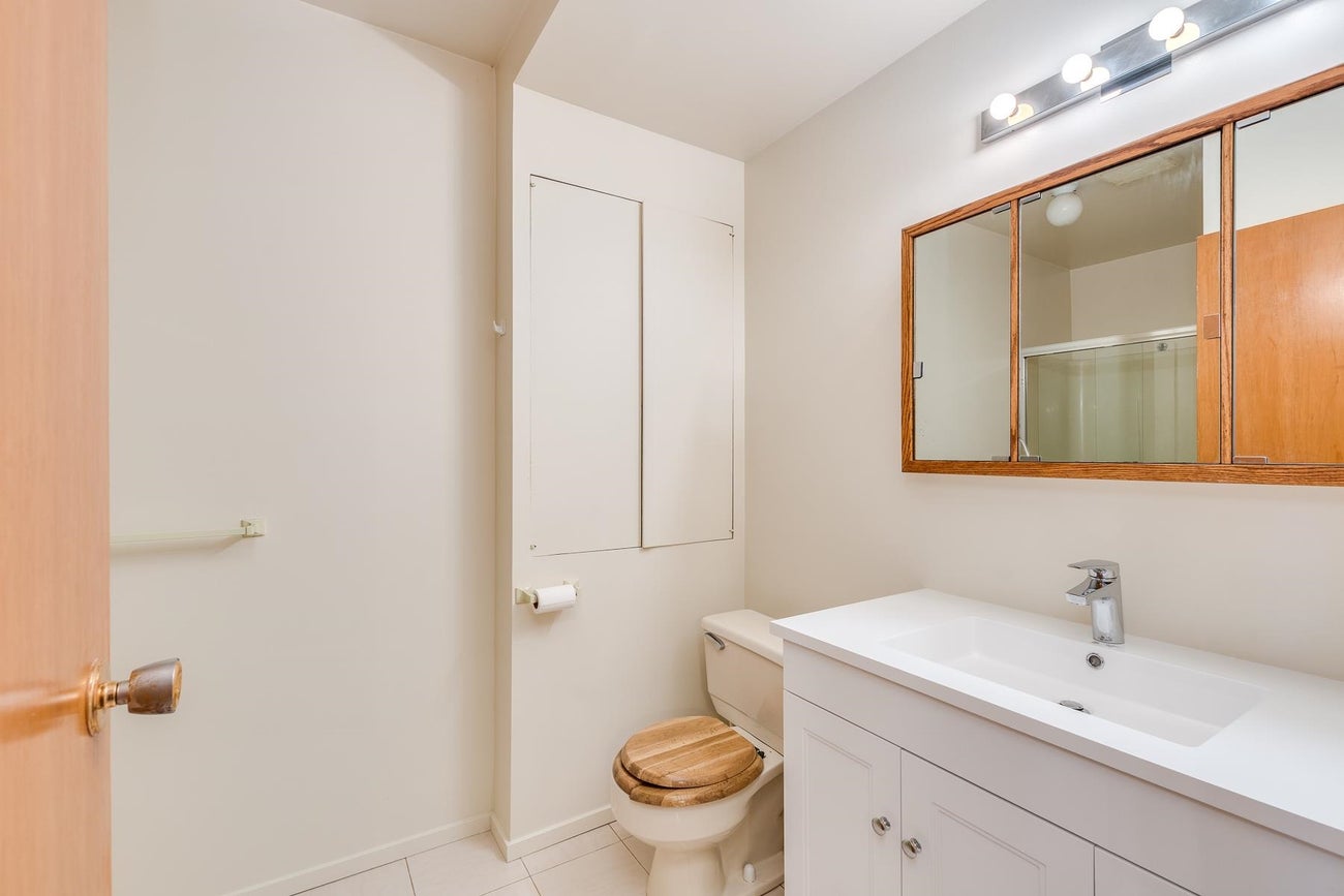 1250 Delta Avenue - Brentwood Park Single Family Residence for Sale, 4 Bedrooms (R3063005)# - 24