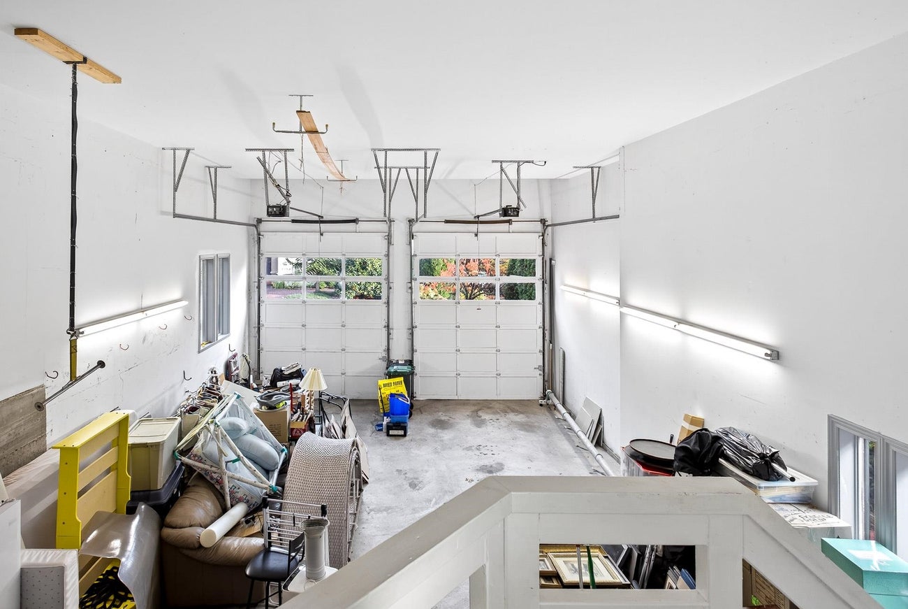 2271 Sorrento Drive - Coquitlam East Single Family Residence for Sale, 5 Bedrooms (R3063241)# - 37