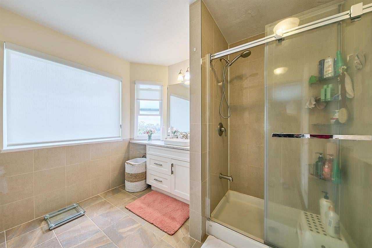 1313 Johnson Street - Canyon Springs Single Family Residence for Sale, 4 Bedrooms (R3063313)# - 13