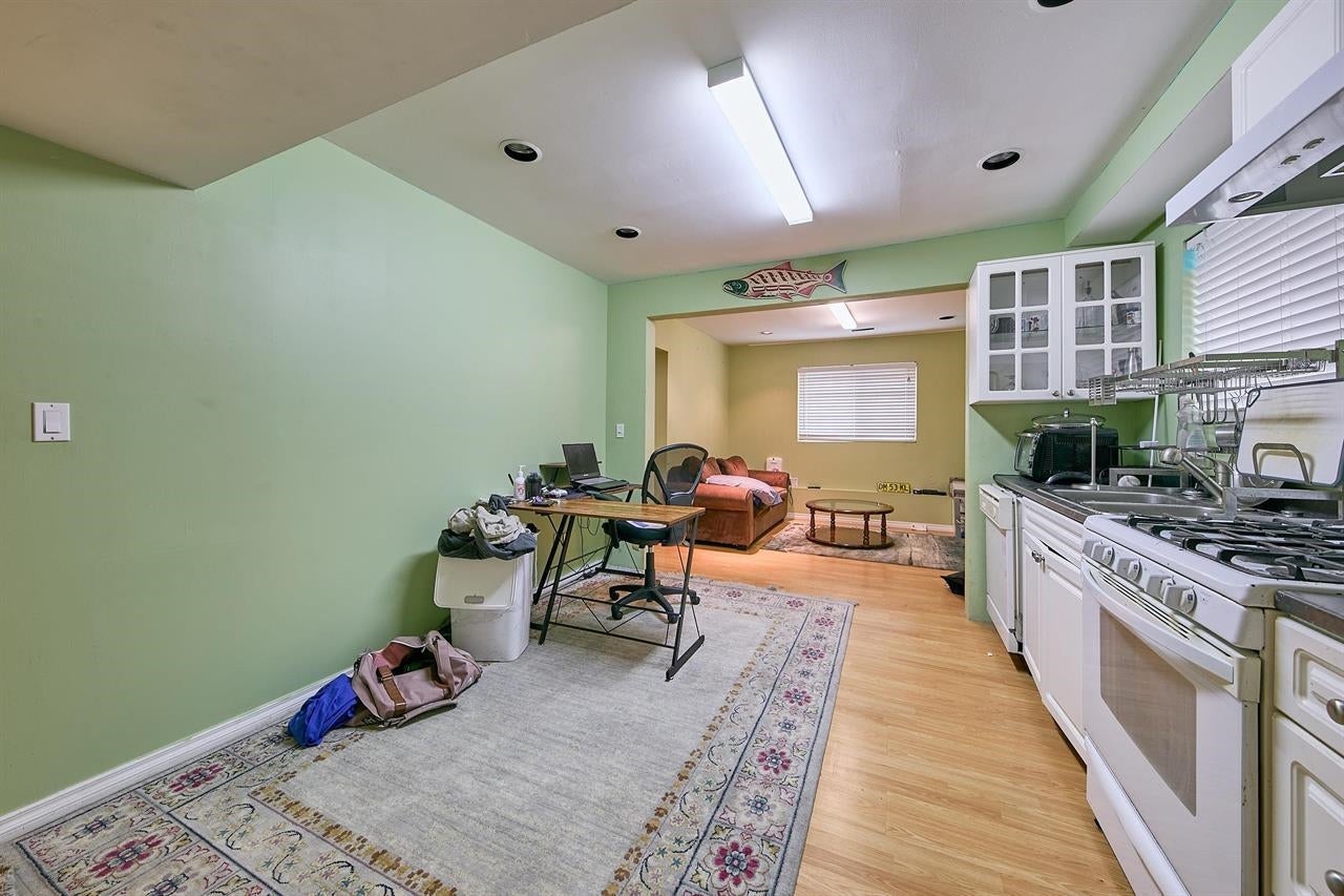 1313 Johnson Street - Canyon Springs Single Family Residence for Sale, 4 Bedrooms (R3063313)# - 20