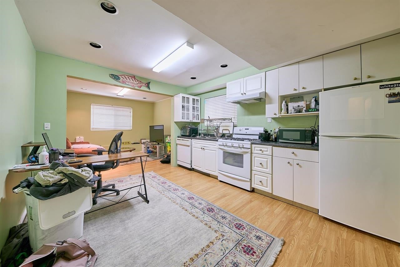 1313 Johnson Street - Canyon Springs Single Family Residence for Sale, 4 Bedrooms (R3063313)# - 21