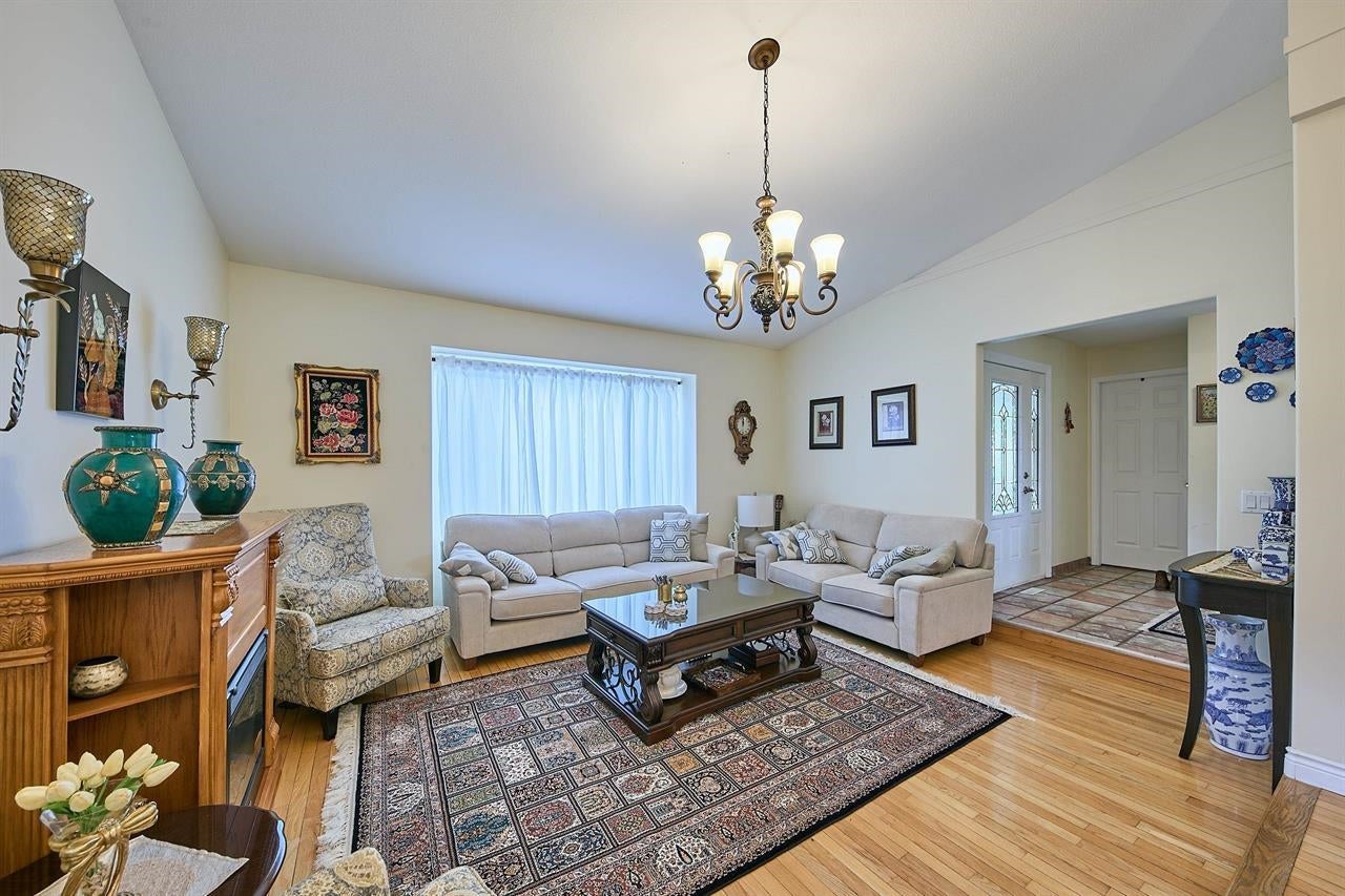 1313 Johnson Street - Canyon Springs Single Family Residence for Sale, 4 Bedrooms (R3063313)# - 9