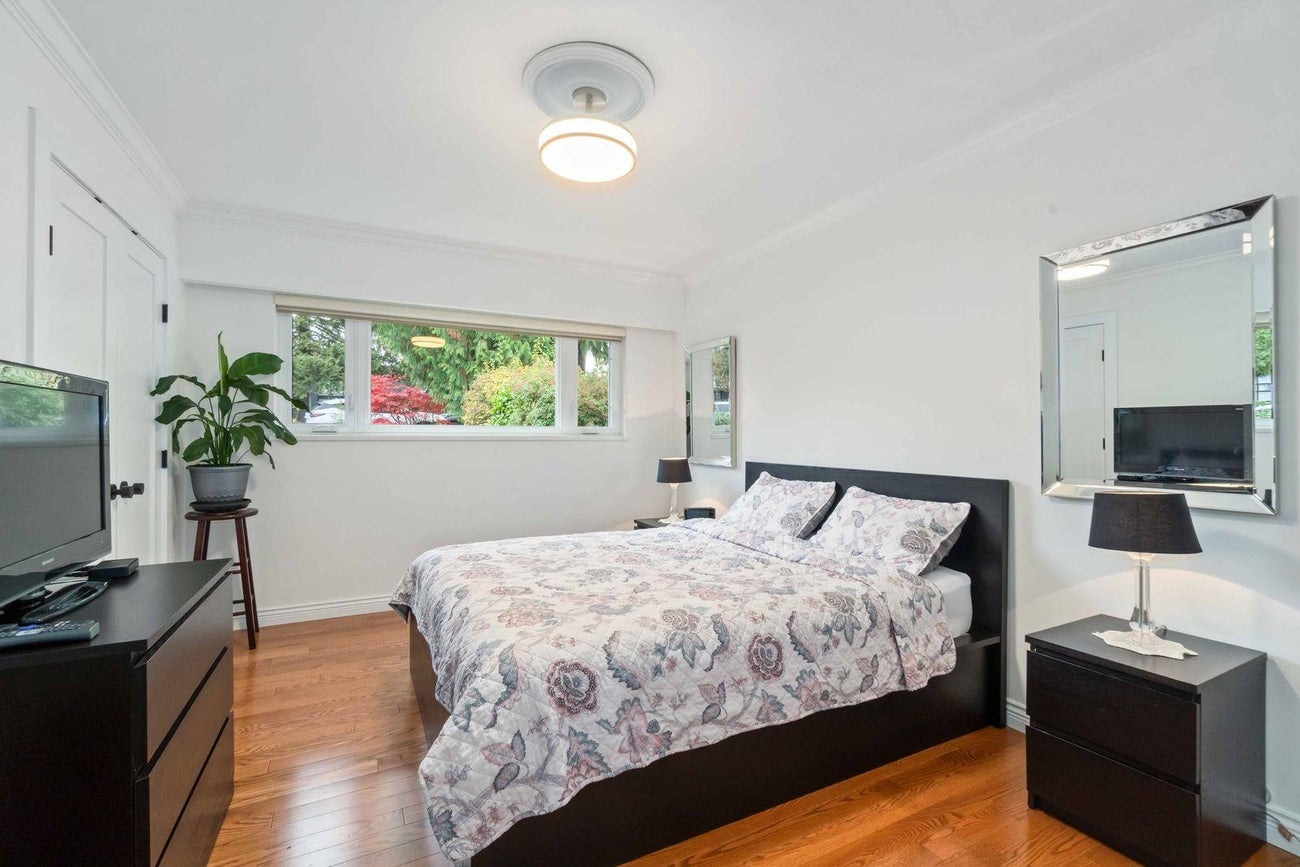 660 Gatensbury Street - Central Coquitlam Single Family Residence for Sale, 3 Bedrooms (R3063351)# - 17