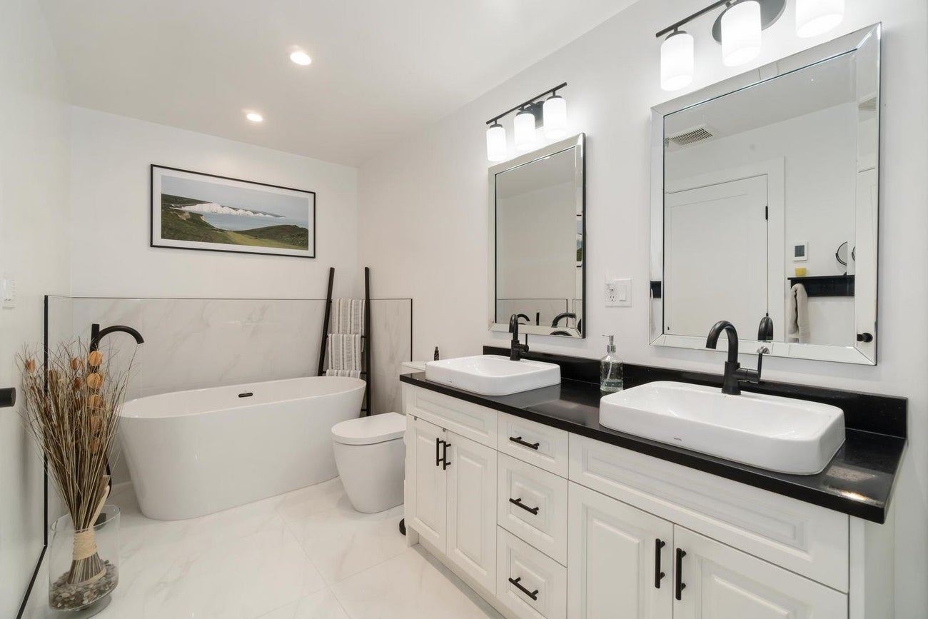 660 Gatensbury Street - Central Coquitlam Single Family Residence for Sale, 3 Bedrooms (R3063351)# - 23