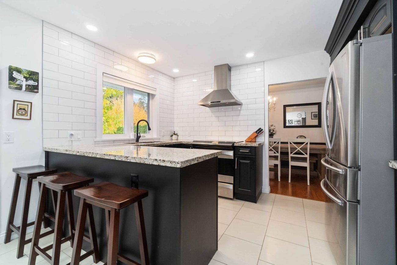 660 Gatensbury Street - Central Coquitlam Single Family Residence for Sale, 3 Bedrooms (R3063351)# - 6