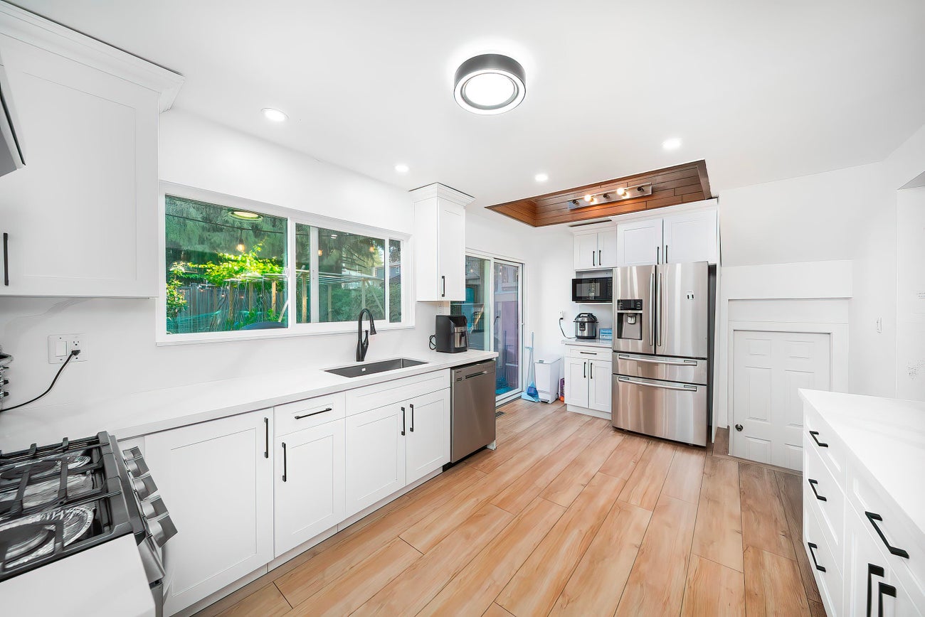 2011 Paulus Crescent - Montecito Single Family Residence for Sale, 4 Bedrooms (R3063688)# - 10