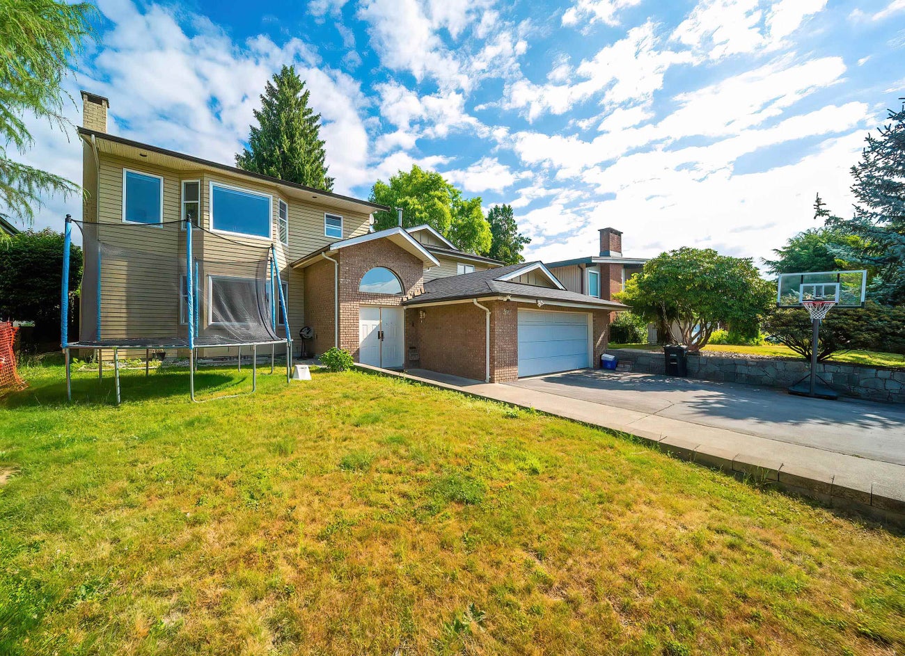 2011 Paulus Crescent - Montecito Single Family Residence for Sale, 4 Bedrooms (R3063688)# - 2