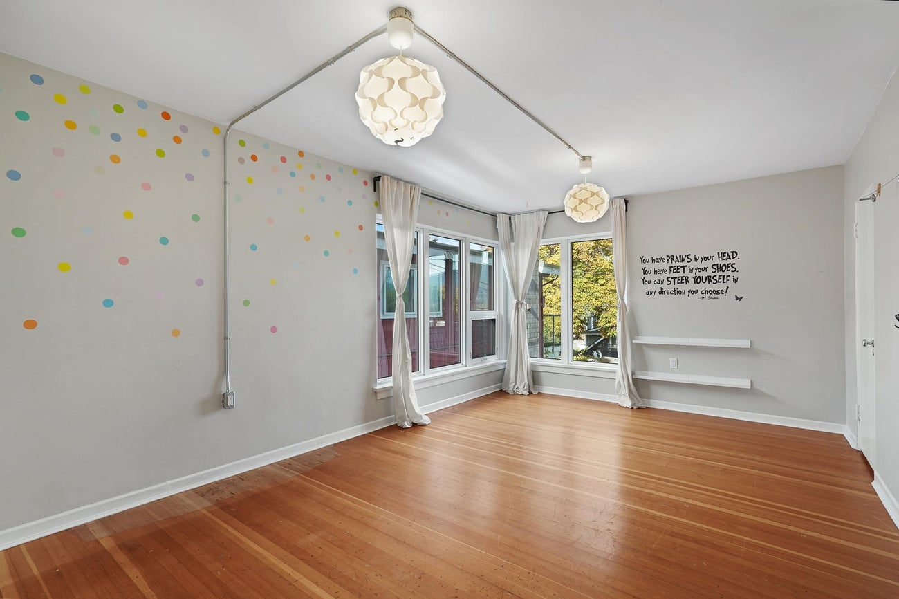 3737 Yale Street - Vancouver Heights Single Family Residence for Sale, 5 Bedrooms (R3064658)# - 17