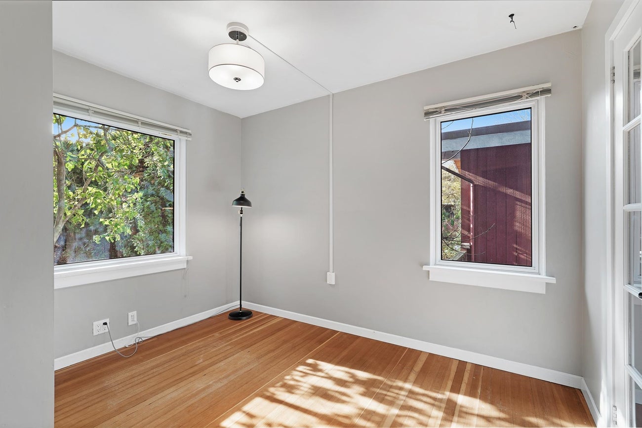 3737 Yale Street - Vancouver Heights Single Family Residence for Sale, 5 Bedrooms (R3064658)# - 19