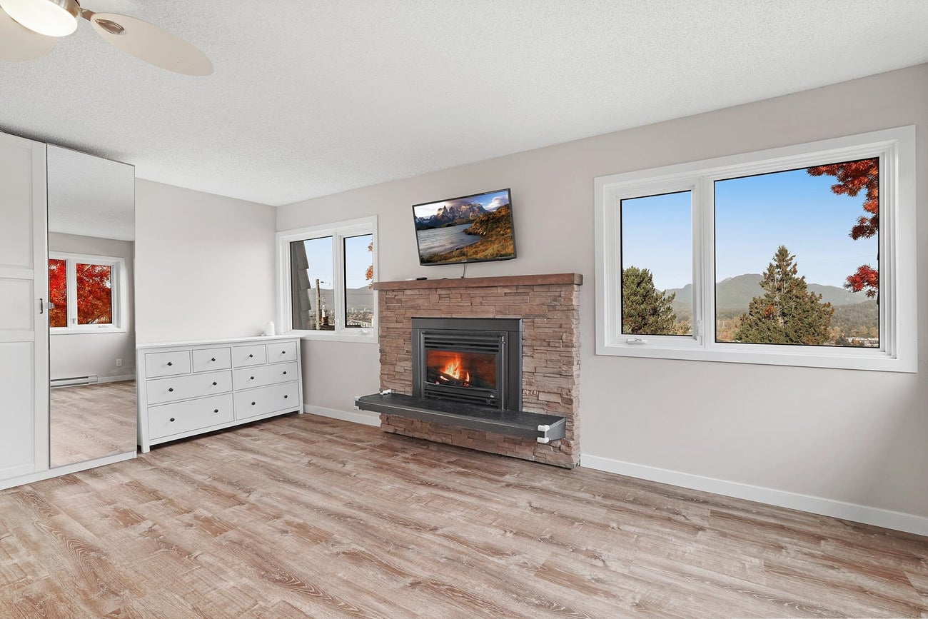 3737 Yale Street - Vancouver Heights Single Family Residence for Sale, 5 Bedrooms (R3064658)# - 23