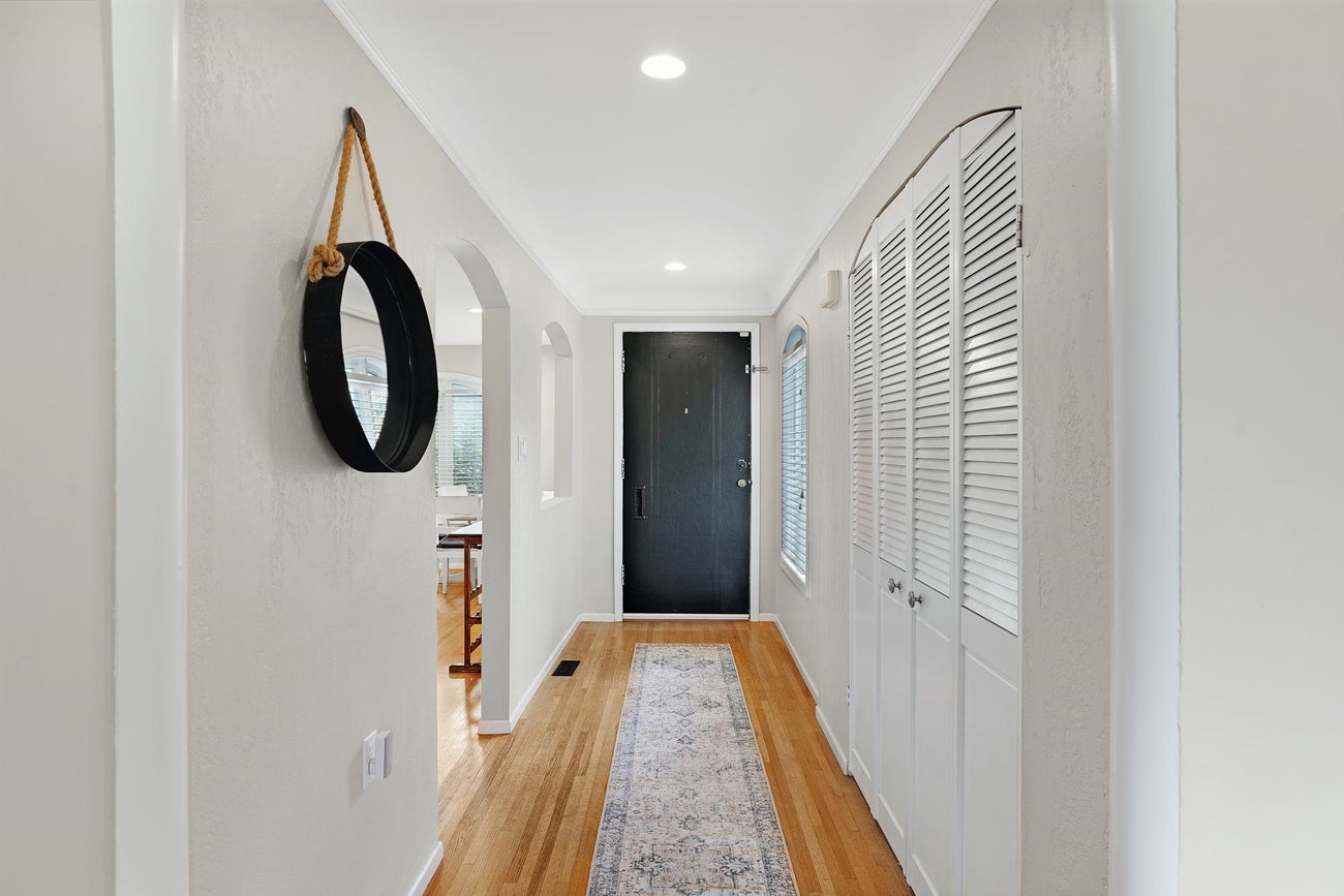 3737 Yale Street - Vancouver Heights Single Family Residence for Sale, 5 Bedrooms (R3064658)# - 3