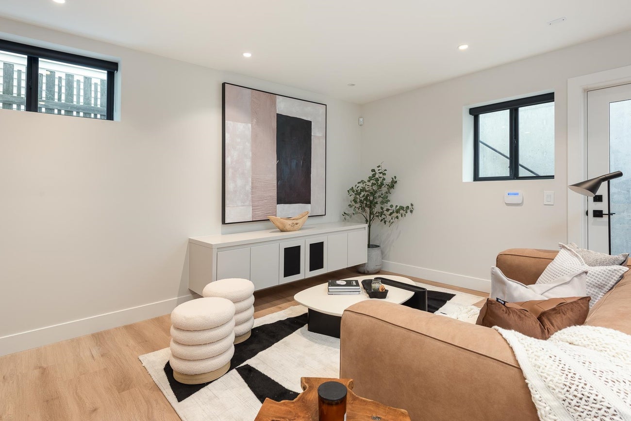 4413 Oxford Street - Vancouver Heights Single Family Residence for Sale, 5 Bedrooms (R3065127)# - 26 4413 Oxford Street - Vancouver Heights Single Family Residence for Sale, 5 Bedrooms (R3065127)# - 26