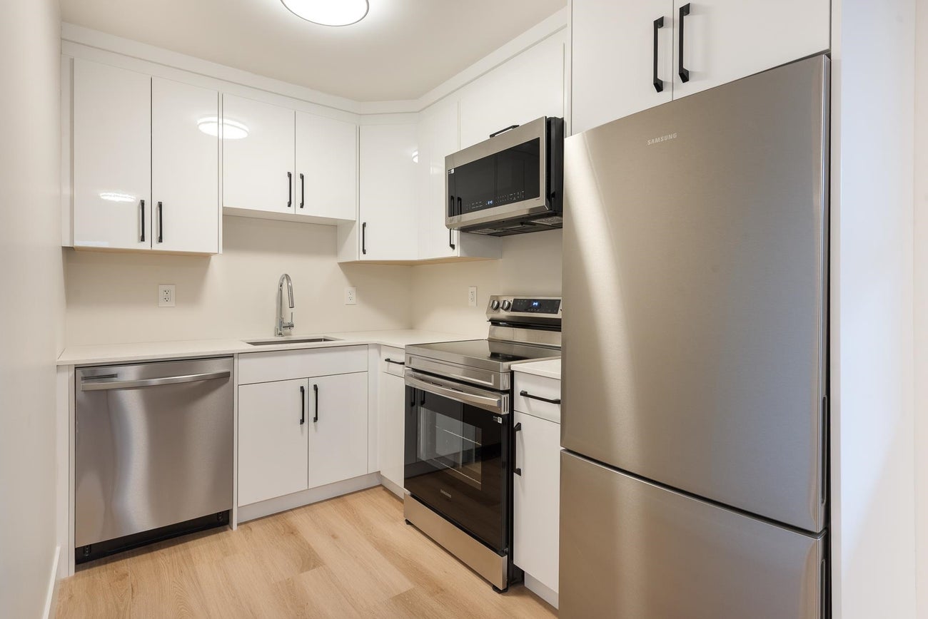 4413 Oxford Street - Vancouver Heights Single Family Residence for Sale, 5 Bedrooms (R3065127)# - 31