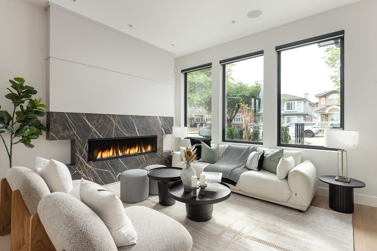 4413 Oxford Street - Vancouver Heights Single Family Residence for Sale, 5 Bedrooms (R3065127)# - 4