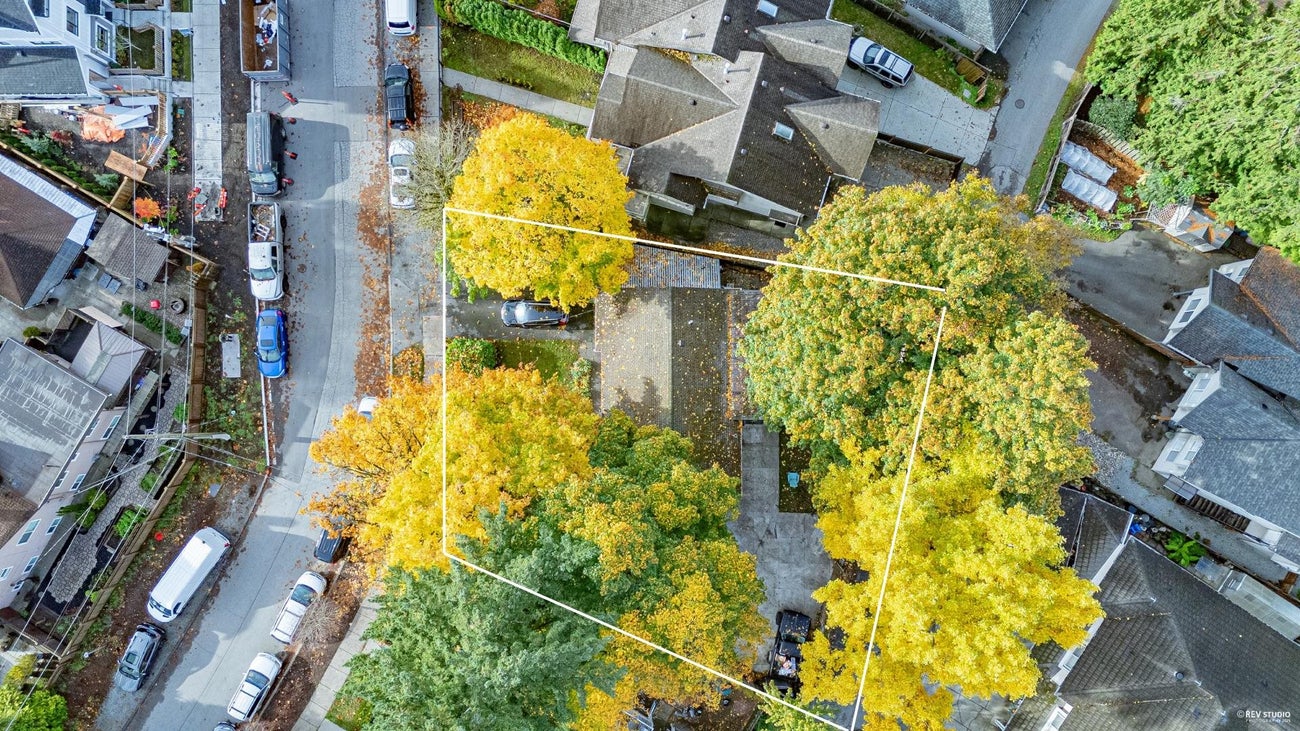 735 Lea Avenue - Coquitlam West Single Family Residence for Sale, 3 Bedrooms (R3065148)# - 6