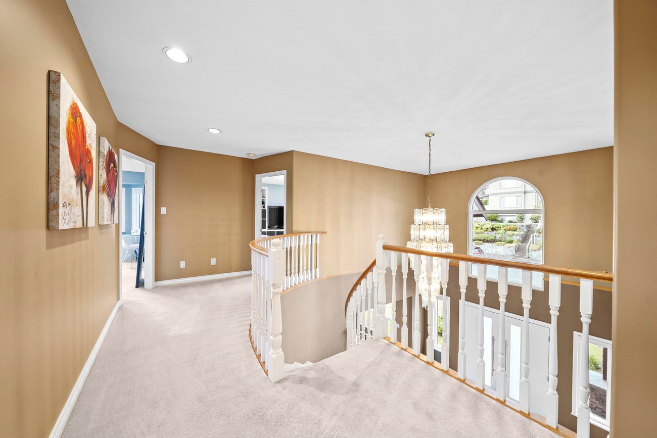 2288 Leclair Drive - Coquitlam East Single Family Residence for Sale, 5 Bedrooms (R3065478)# - 17