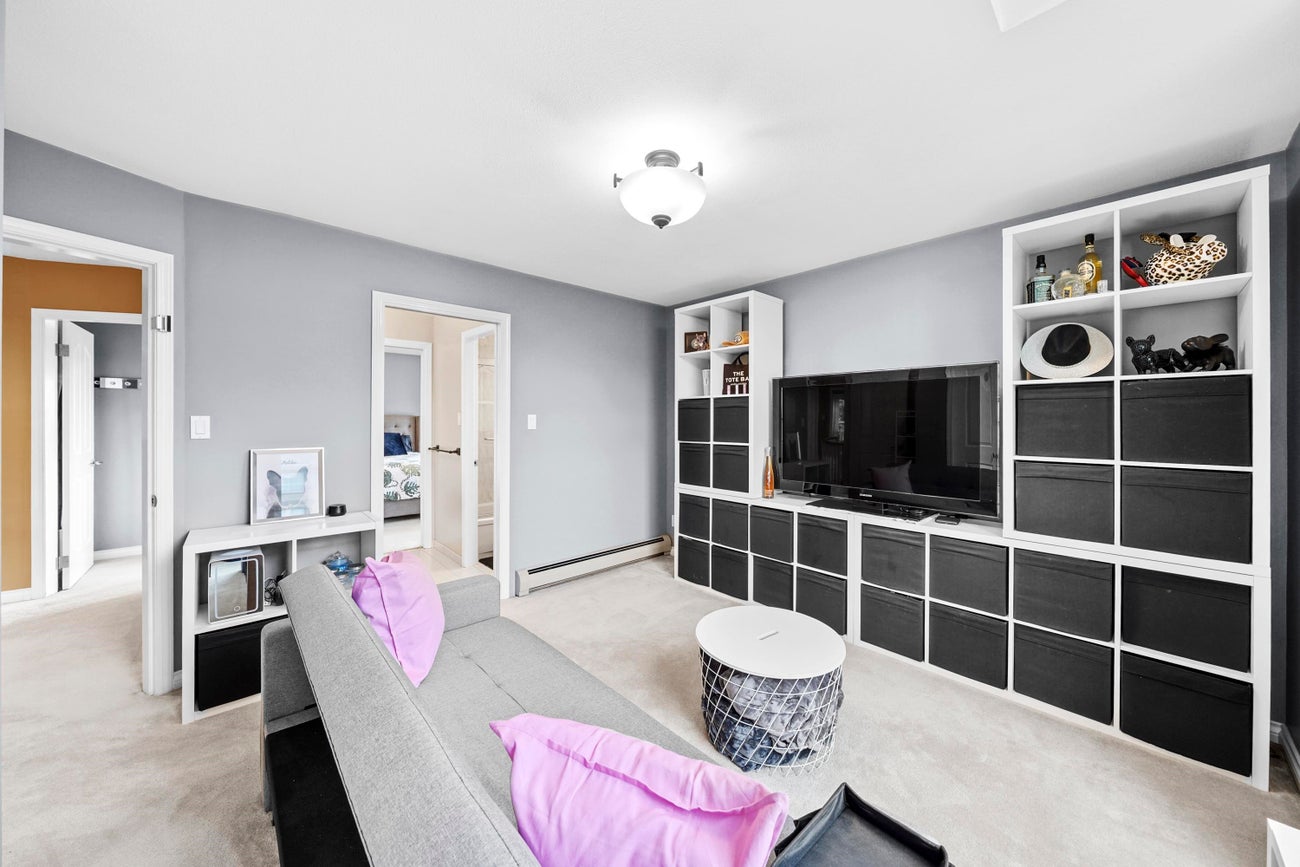 2288 Leclair Drive - Coquitlam East Single Family Residence for Sale, 5 Bedrooms (R3065478)# - 23