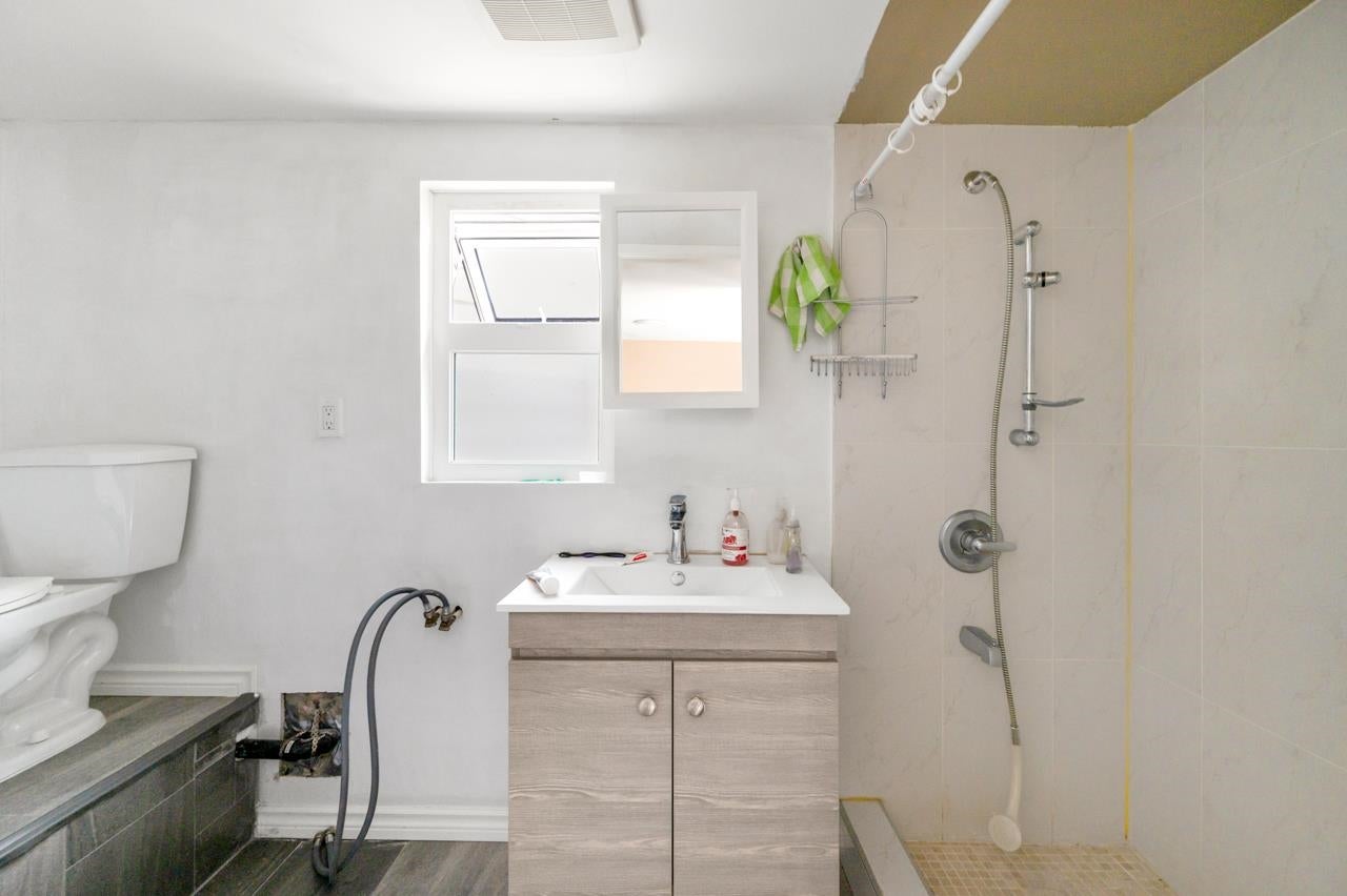 2984 Lotus Court - Canyon Springs Single Family Residence for Sale, 6 Bedrooms (R3065627)# - 34