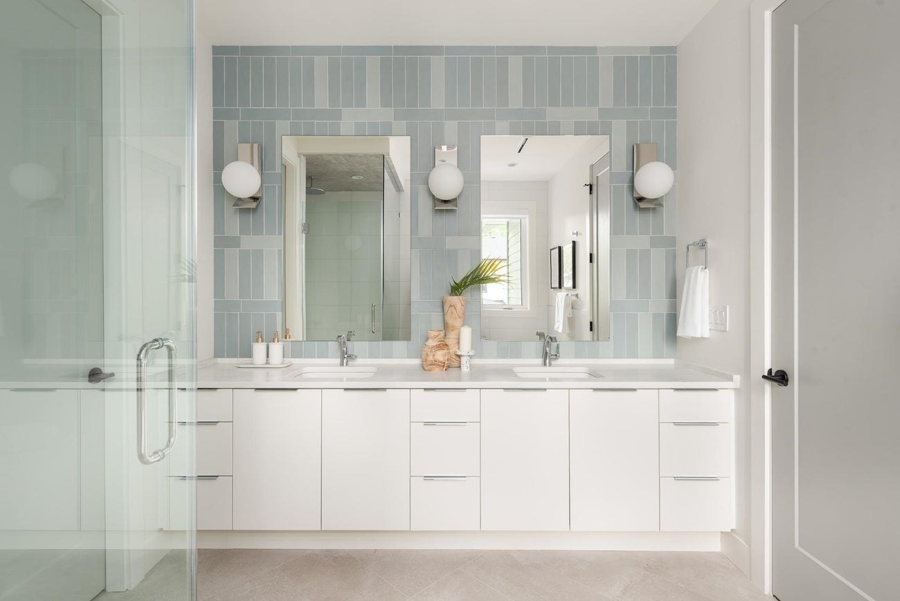 615 Nicola Avenue - Coquitlam West Single Family Residence for Sale, 8 Bedrooms (R3066209)# - 20