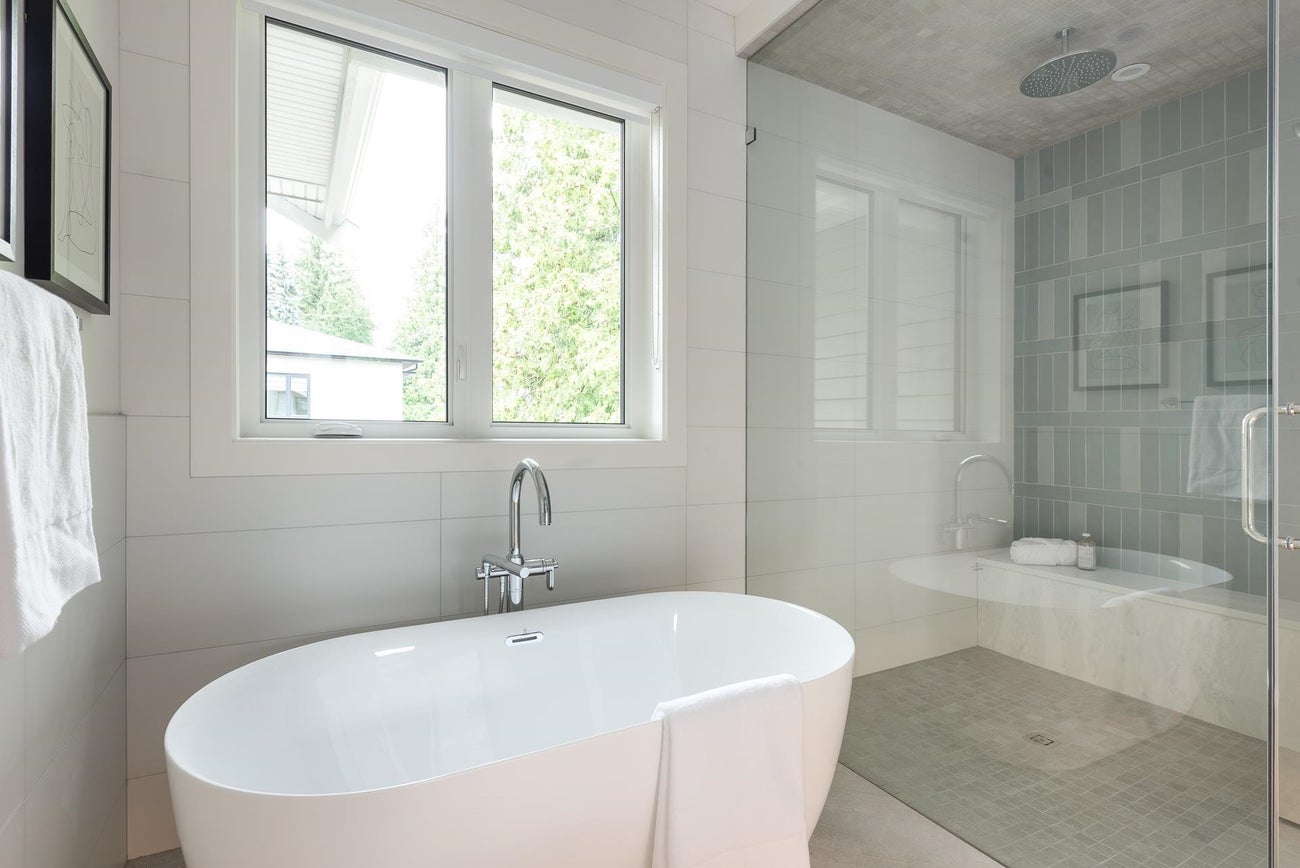 615 Nicola Avenue - Coquitlam West Single Family Residence for Sale, 8 Bedrooms (R3066209)# - 21