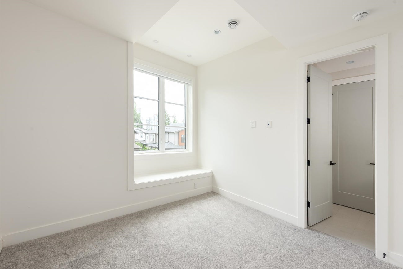 615 Nicola Avenue - Coquitlam West Single Family Residence for Sale, 8 Bedrooms (R3066209)# - 25