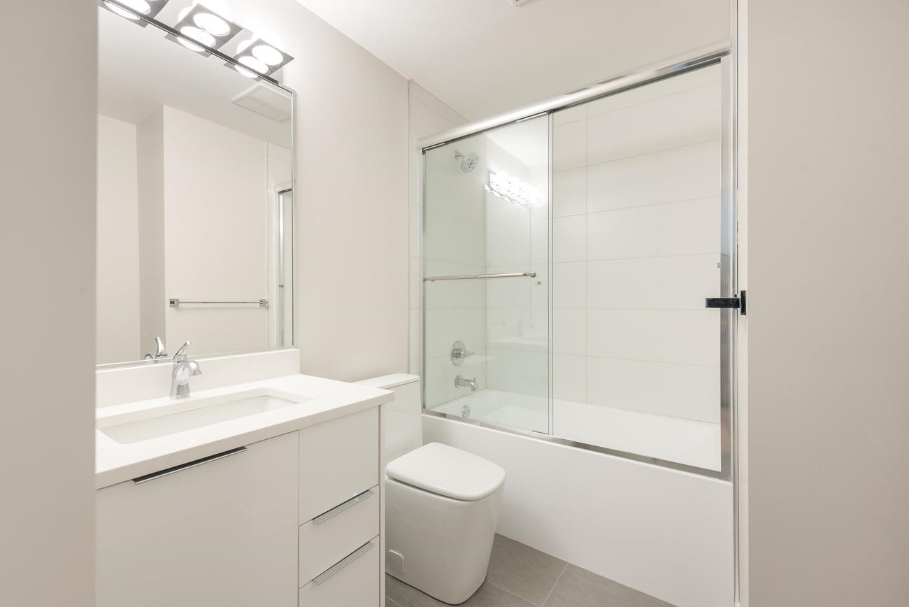 615 Nicola Avenue - Coquitlam West Single Family Residence for Sale, 8 Bedrooms (R3066209)# - 38