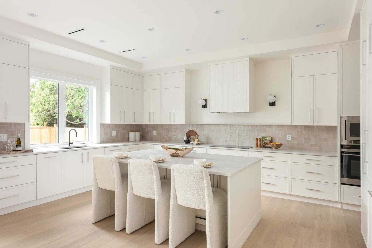 615 Nicola Avenue - Coquitlam West Single Family Residence for Sale, 8 Bedrooms (R3066209)# - 7