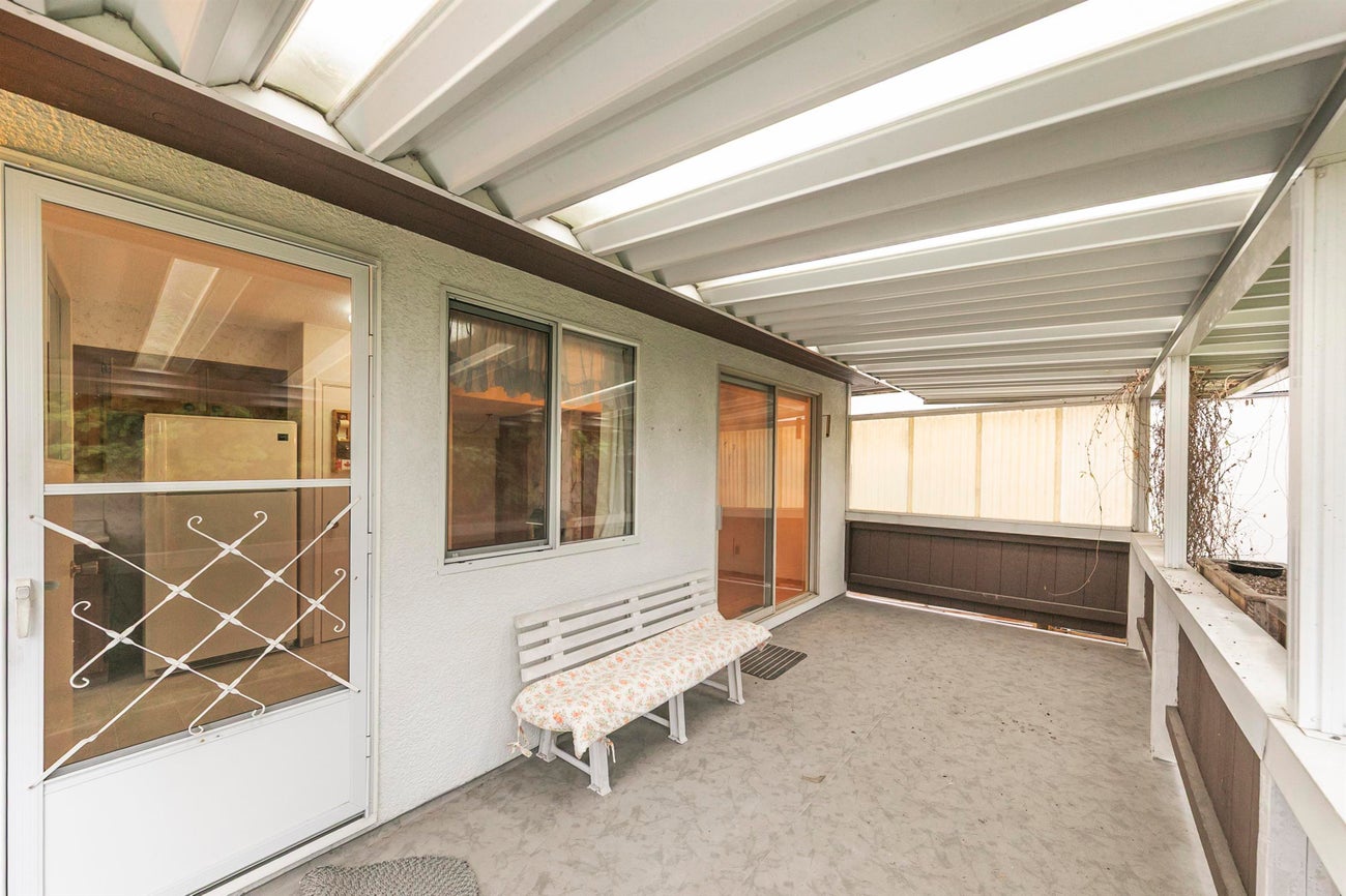 1350 Grover Avenue - Central Coquitlam Single Family Residence for Sale, 4 Bedrooms (R3066686)# - 11