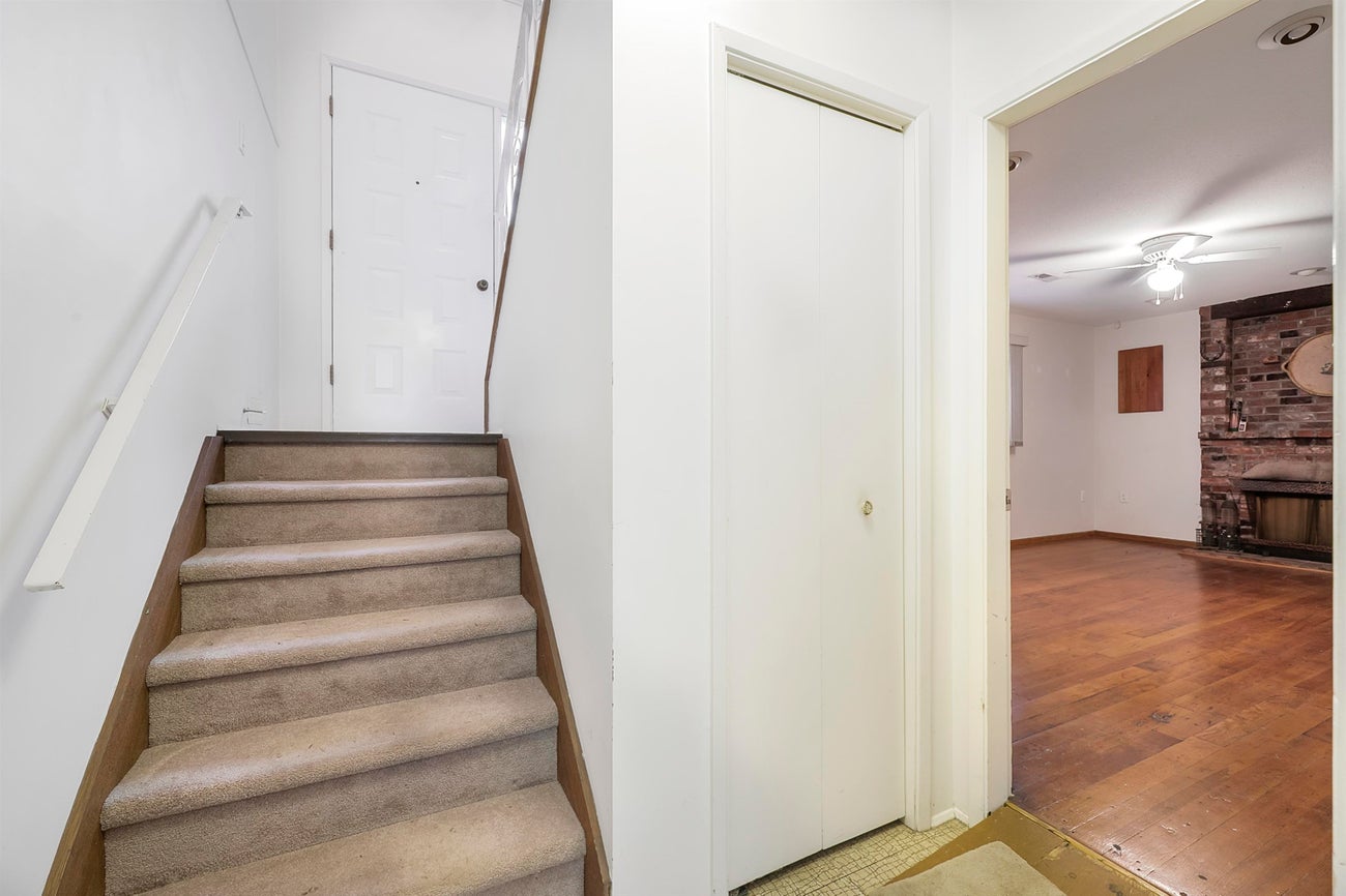 1350 Grover Avenue - Central Coquitlam Single Family Residence for Sale, 4 Bedrooms (R3066686)# - 20