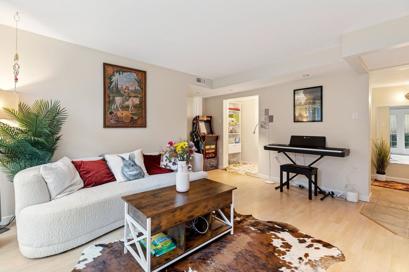 1501 Marine Crescent - Harbour Place Single Family Residence for Sale, 5 Bedrooms (R3066805)# - 20