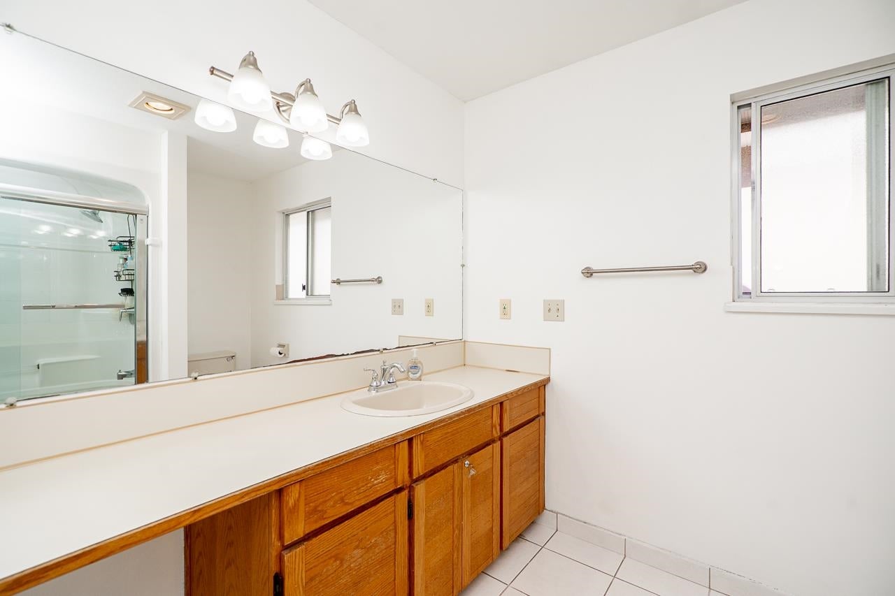 5031 Halifax Street - Brentwood Park Single Family Residence for Sale, 6 Bedrooms (R3066893)# - 24