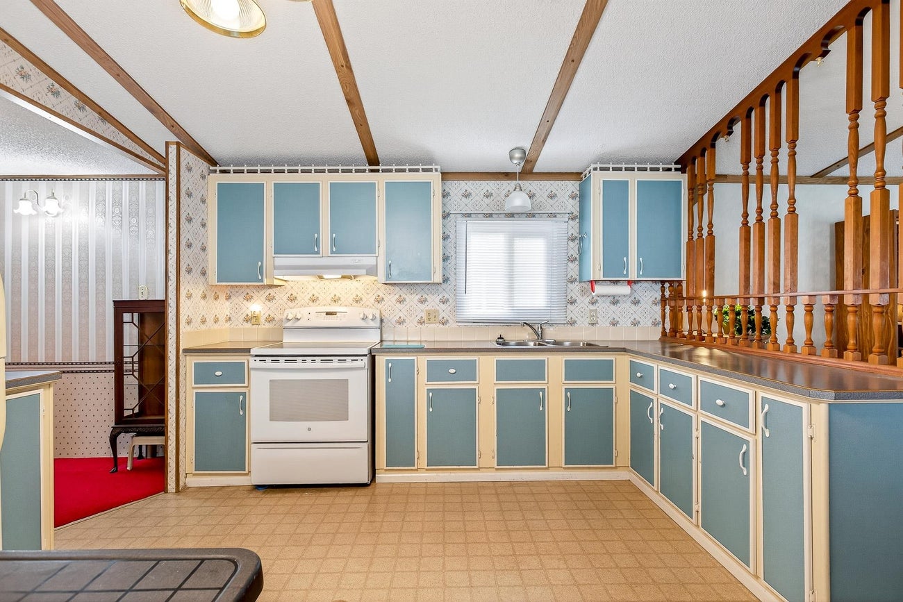 171 - 145 King Edward Street - Maillardville Manufactured Home for Sale, 2 Bedrooms (R3066982)# - 7 171 - 145 King Edward Street - Maillardville Manufactured Home for Sale, 2 Bedrooms (R3066982)# - 7