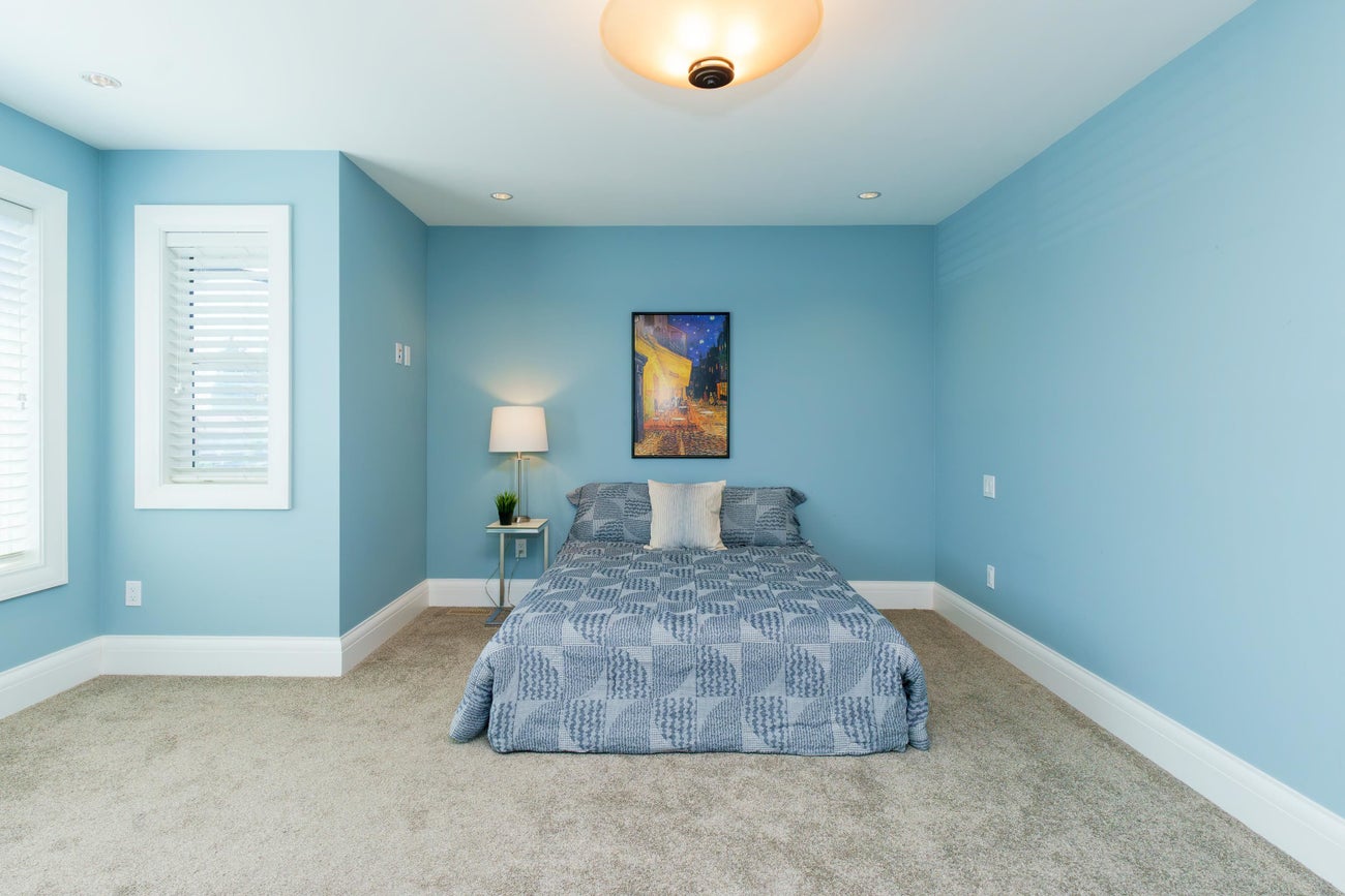 1055 Charland Avenue - Central Coquitlam Single Family Residence for Sale, 8 Bedrooms (R3067994)# - 20