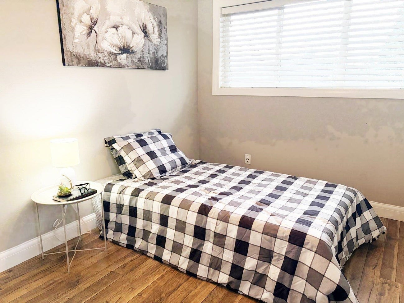 1055 Charland Avenue - Central Coquitlam Single Family Residence for Sale, 8 Bedrooms (R3067994)# - 33