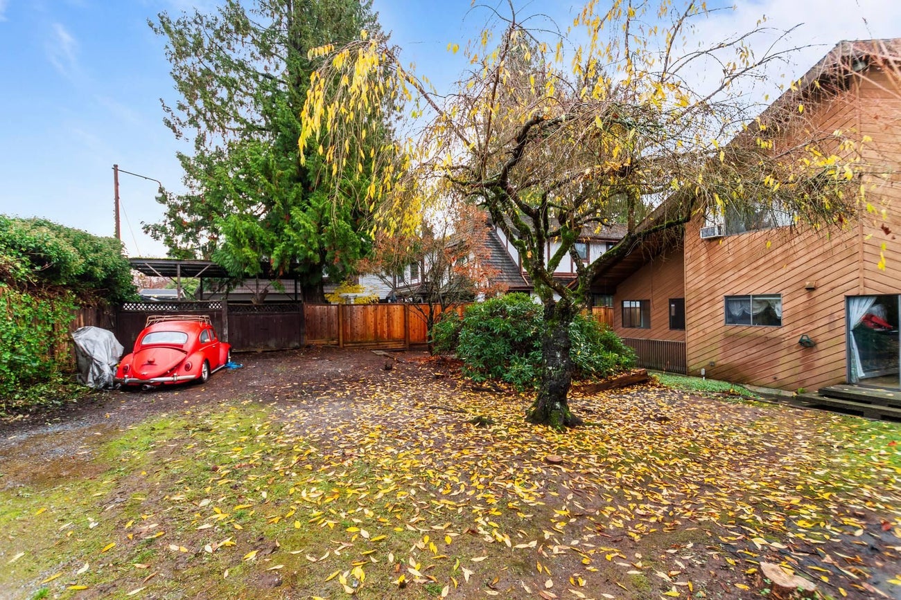 6785 Lochdale Street - Sperling-Duthie Single Family Residence for Sale, 5 Bedrooms (R3068034)# - 26