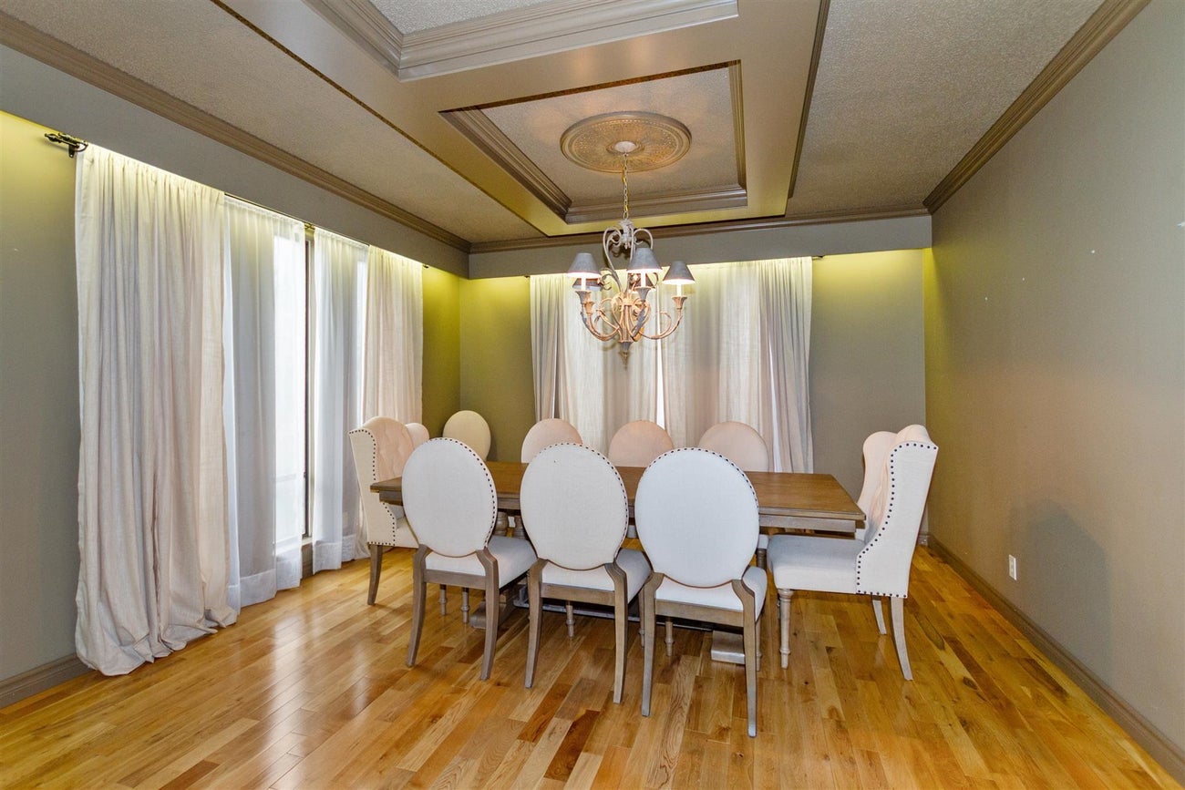 6785 Lochdale Street - Sperling-Duthie Single Family Residence for Sale, 5 Bedrooms (R3068034)# - 5