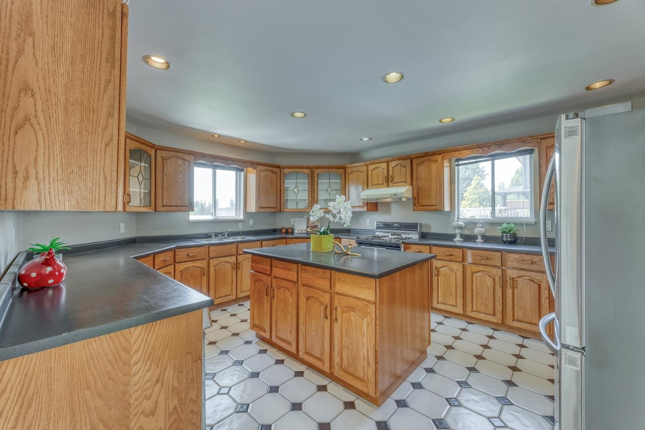 4930 Venables Street - Brentwood Park Single Family Residence for Sale, 8 Bedrooms (R3068272)# - 6