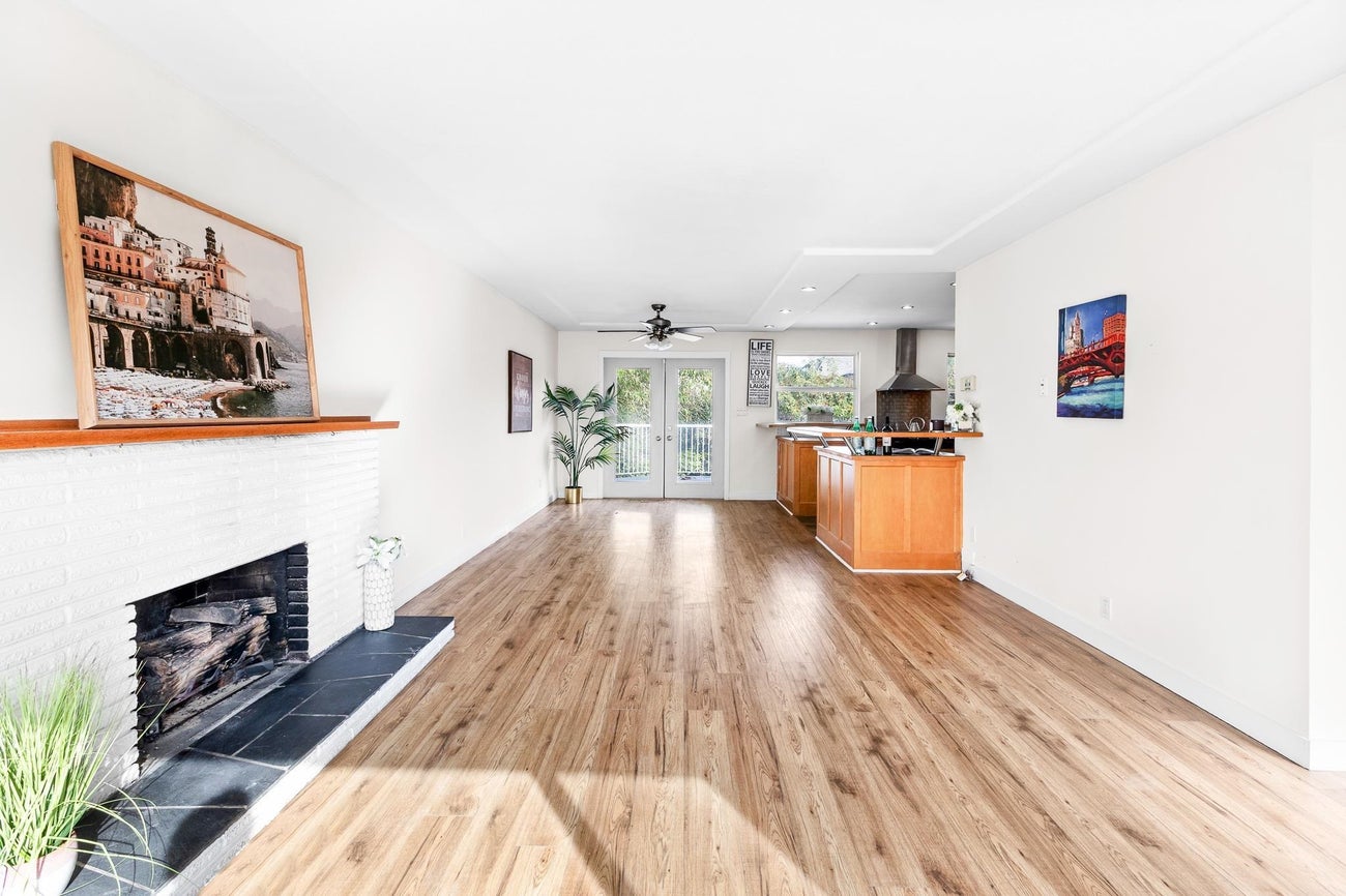 1119 Sprice Avenue - Central Coquitlam Single Family Residence for Sale, 5 Bedrooms (R3068625)# - 12