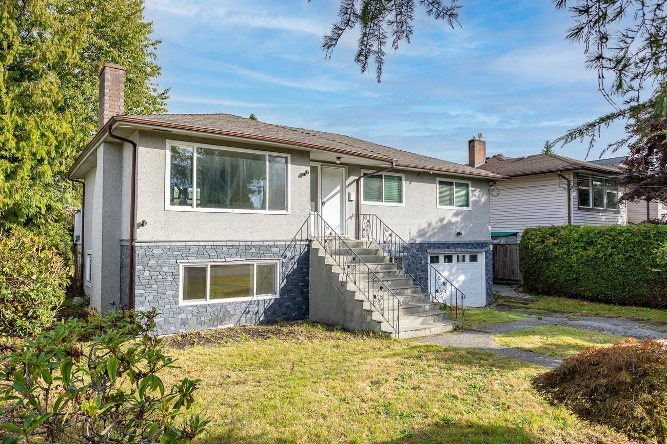 1119 Sprice Avenue - Central Coquitlam Single Family Residence for Sale, 5 Bedrooms (R3068625)# - 32