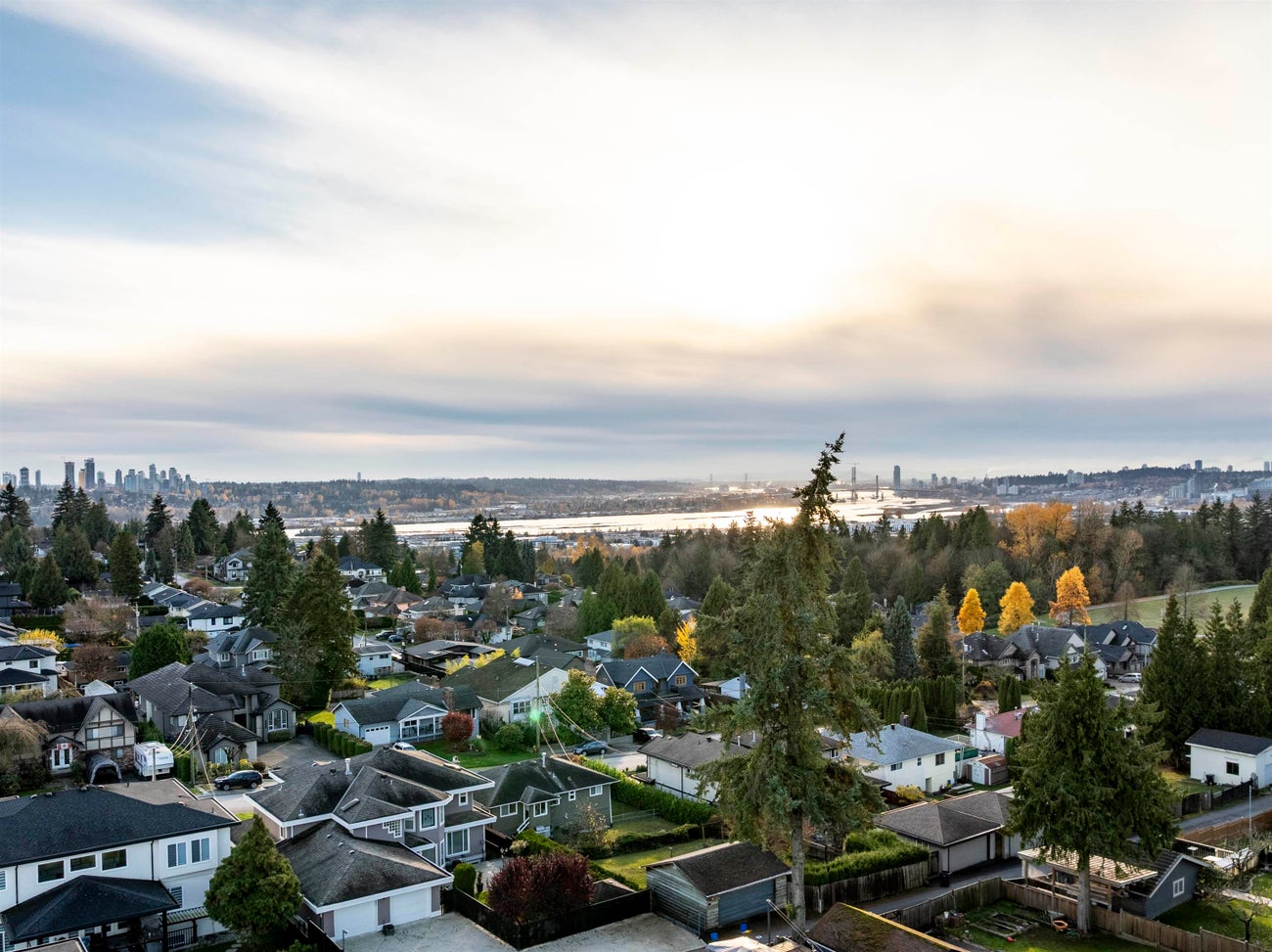 2146 Kugler Avenue - Central Coquitlam Single Family Residence for Sale, 6 Bedrooms (R3068849)# - 3