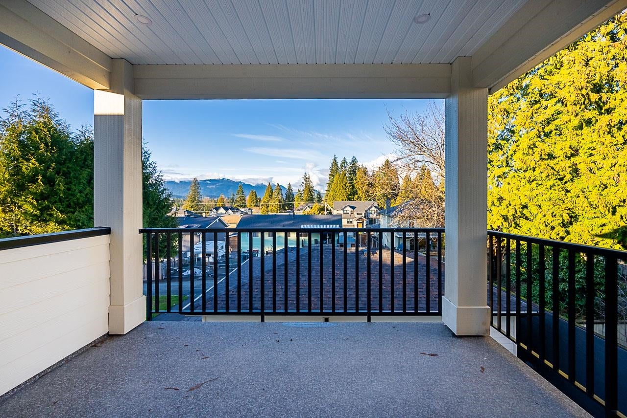 897 Cottonwood Avenue - Coquitlam West Single Family Residence for Sale, 8 Bedrooms (R3068881)# - 22