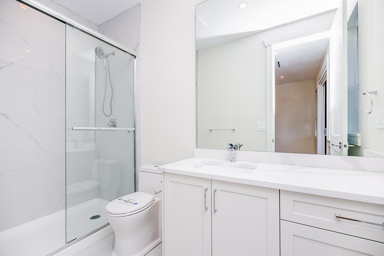 897 Cottonwood Avenue - Coquitlam West Single Family Residence for Sale, 8 Bedrooms (R3068881)# - 24