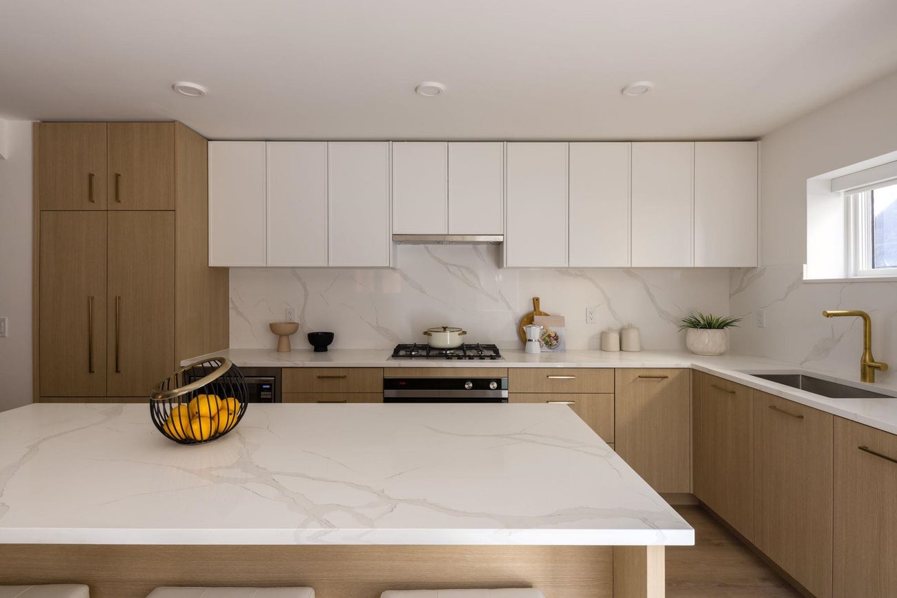 604 Rochester Avenue - Coquitlam West Other for Sale, 5 Bedrooms (R3069014)# - 2