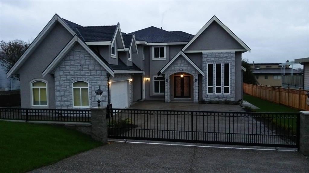 704 Quadling Avenue - Coquitlam West Single Family Residence for Sale, 9 Bedrooms (R3069476)# - 1