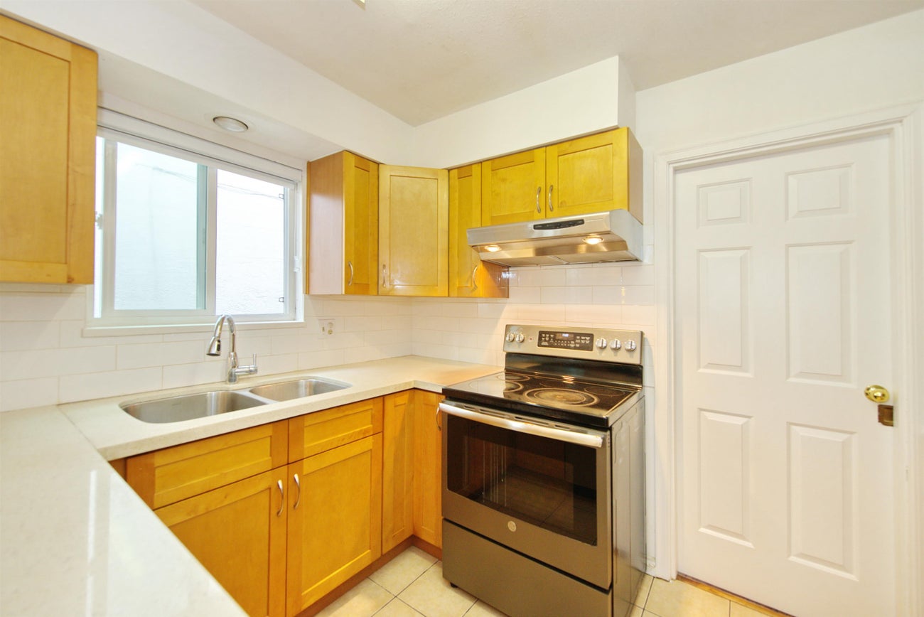 7203 Bridlewood Court - Simon Fraser Univer. Single Family Residence for Sale, 5 Bedrooms (R3069535)# - 14