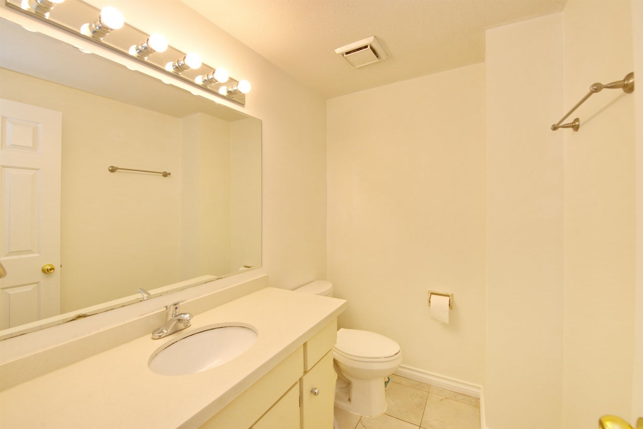 7203 Bridlewood Court - Simon Fraser Univer. Single Family Residence for Sale, 5 Bedrooms (R3069535)# - 15